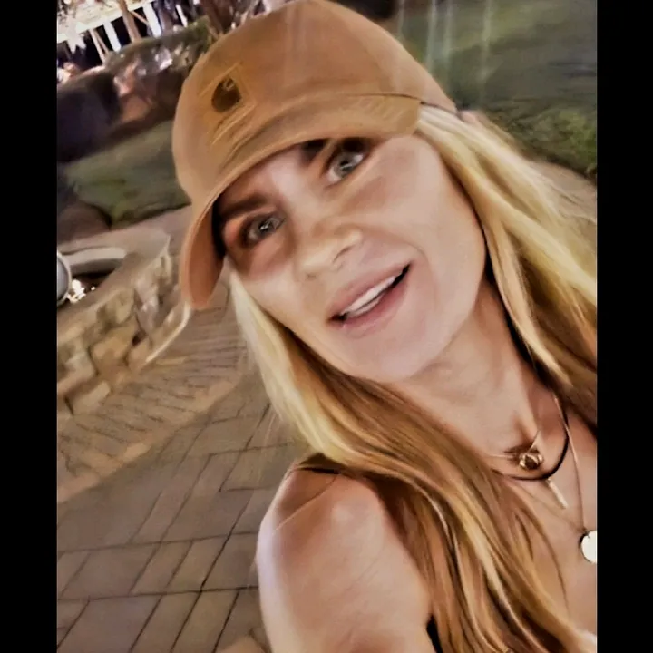 LissaReviews