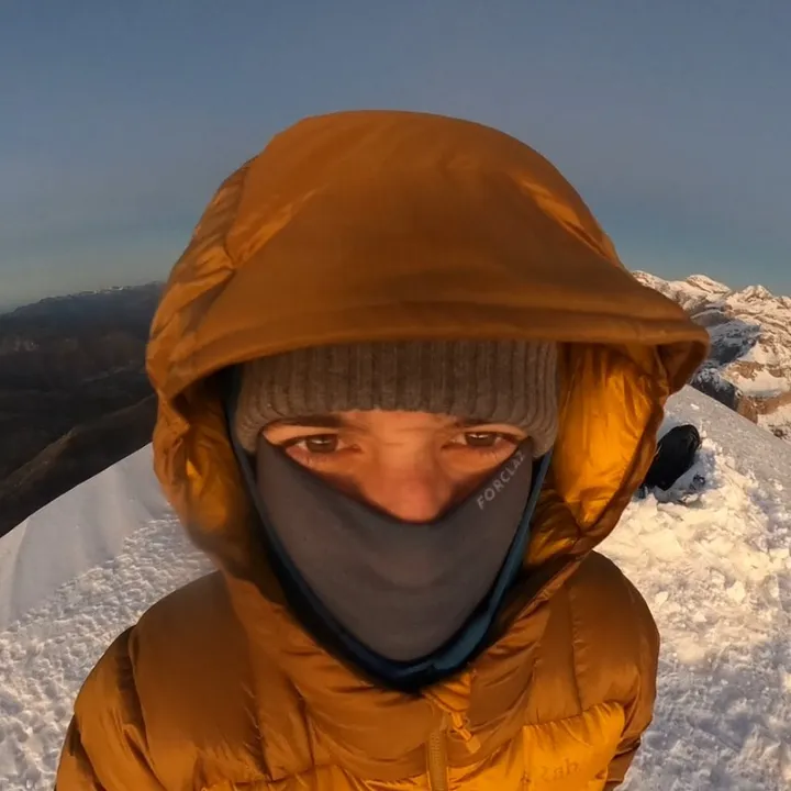 ExplorateurAltitudee 𒉭