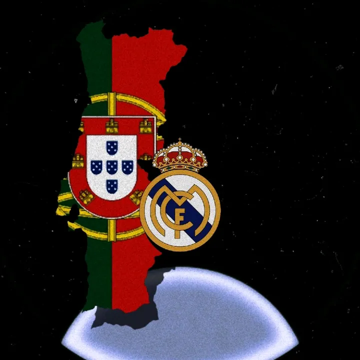 ★𝔼𝔻𝕀𝕋𝕆ℝ★