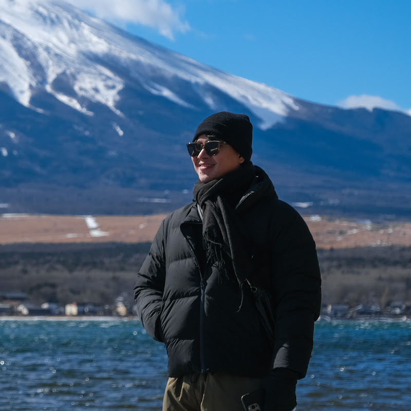 วิ ศ ว ะ พ า เ ที่ ย ว