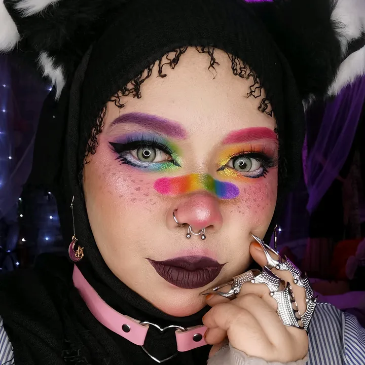 Dewi 💜⟭⟬⁷