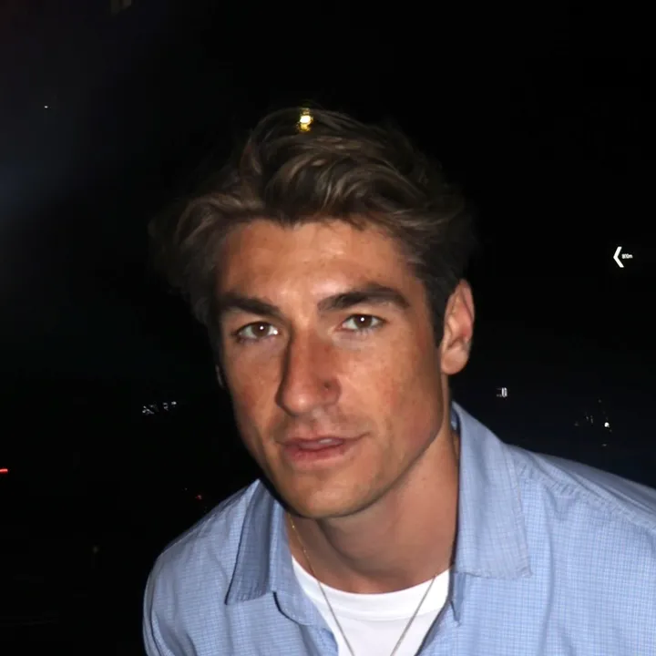 Dennis Van Peel