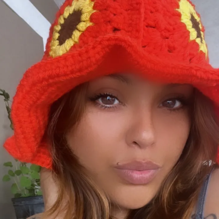 Sammie Drops Gems
