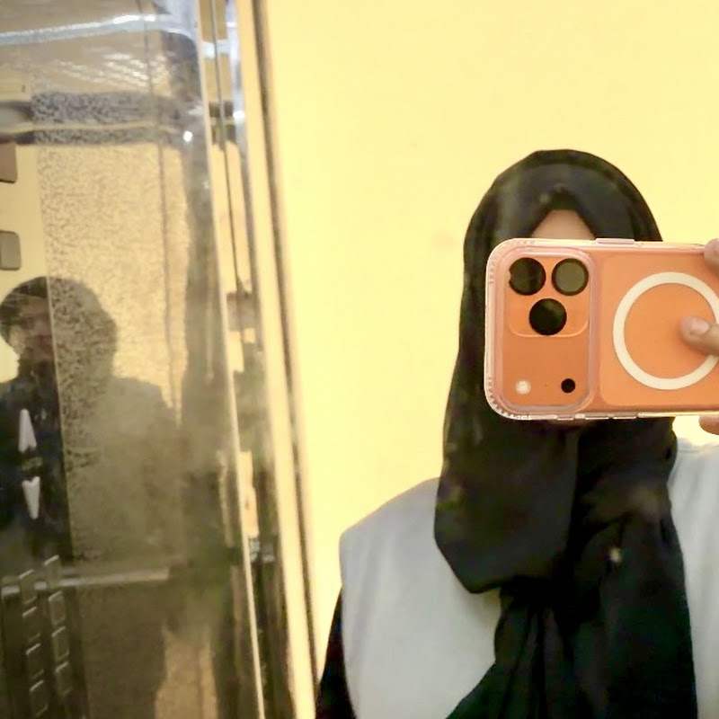 South Indian Mom in Riyadh