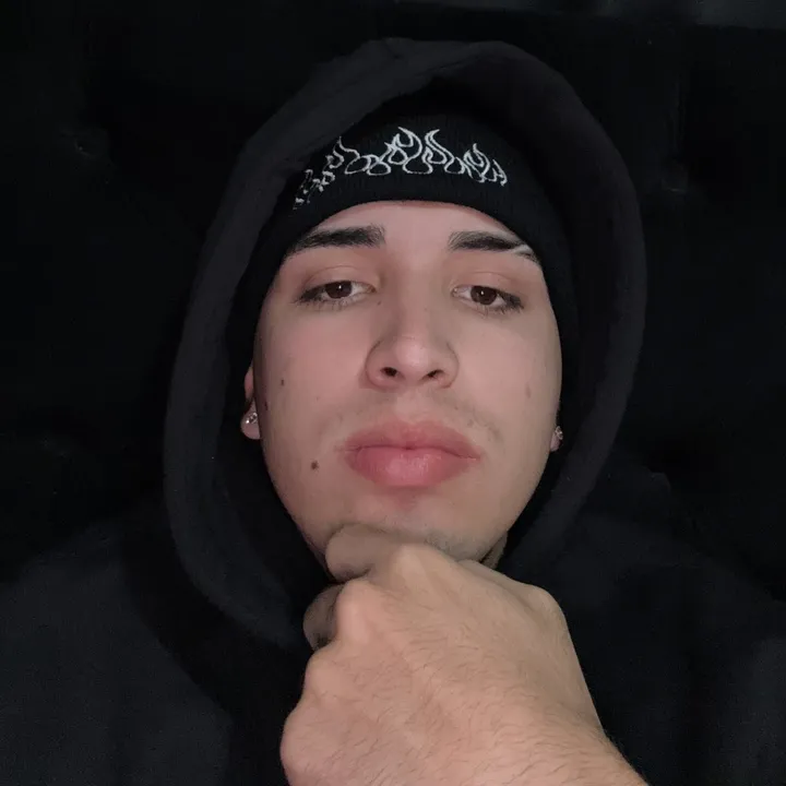 Adrian🤴