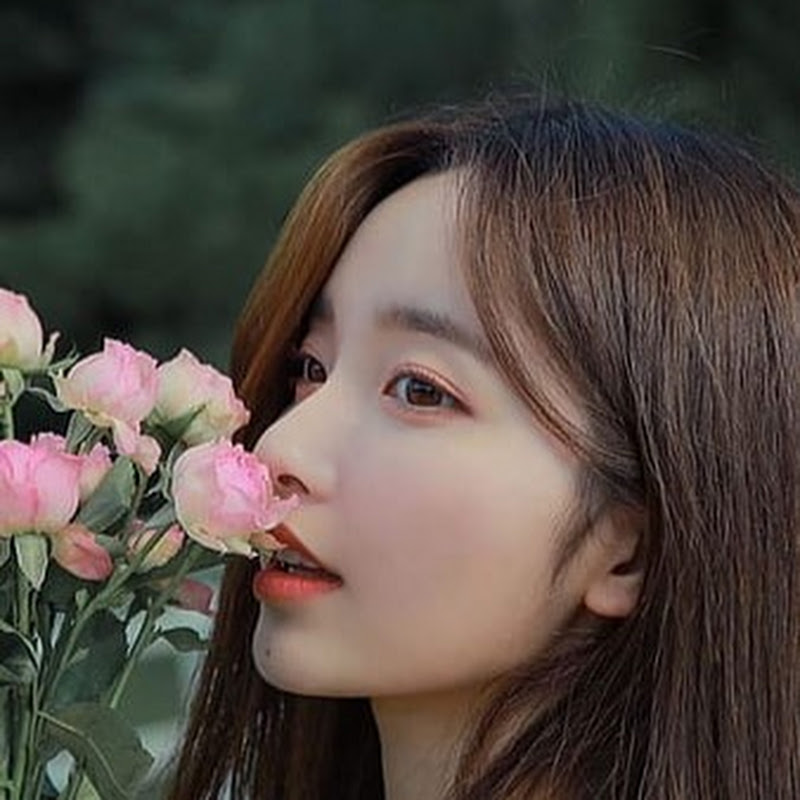 Beauty And Makeup Art