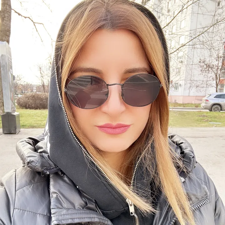 ༺𝓐𝓲𝓷𝓾𝓻𝓪༻