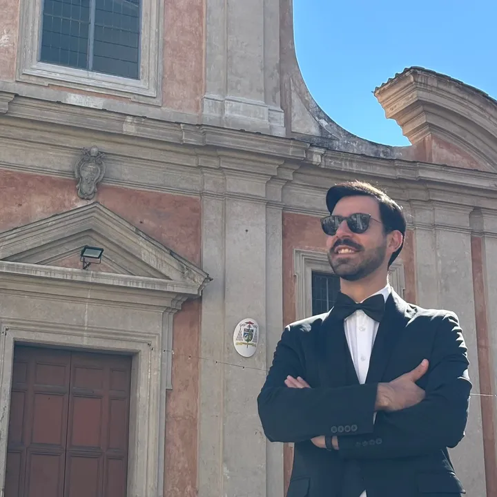 Fromtheapse