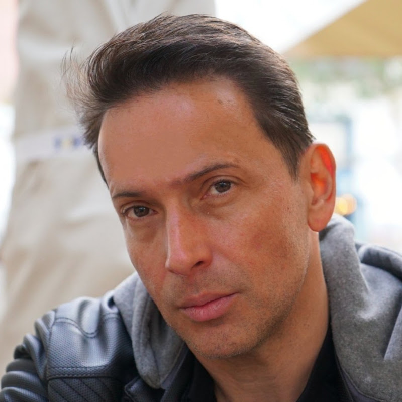 Piano Rider (Hollywood Scores on Piano)