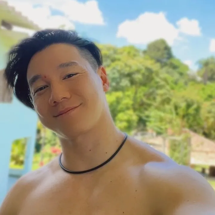 Aki_perfil