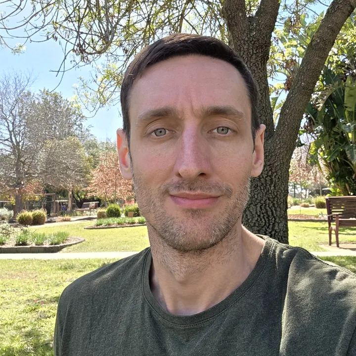 Josh  |  Learn Crypto and Defi