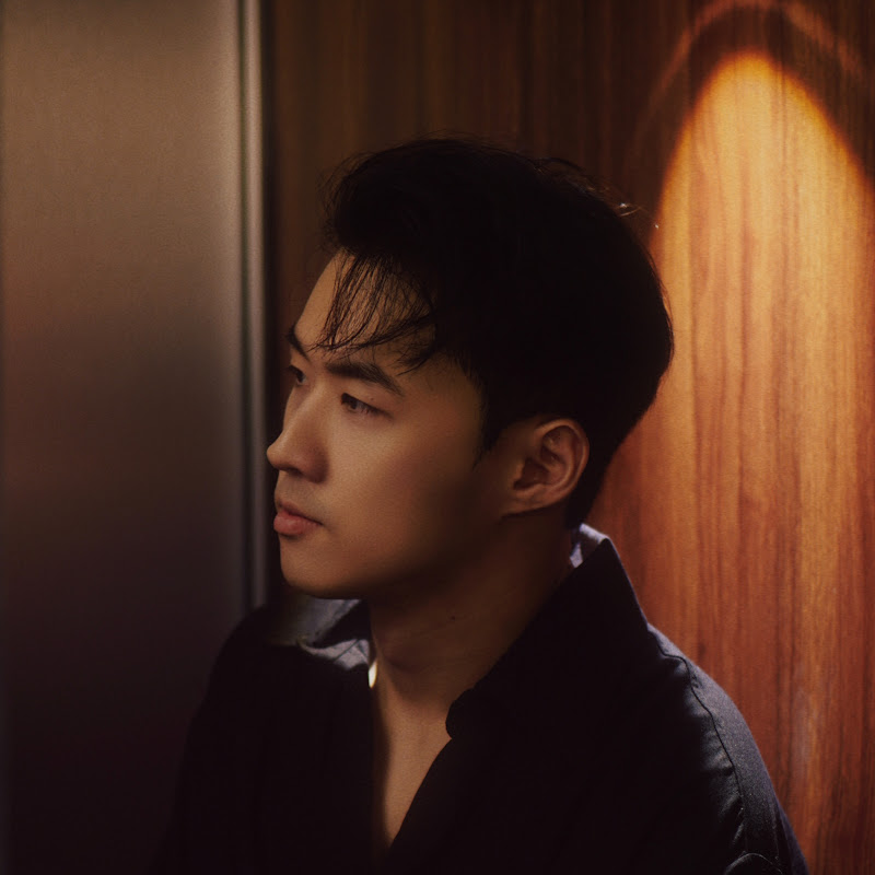 YOUNGJIN