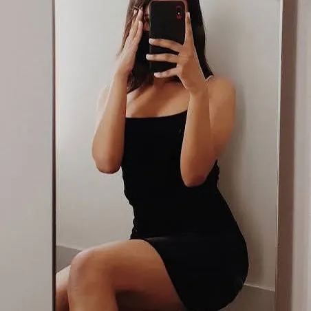 Evelyn reviews 💅🏼