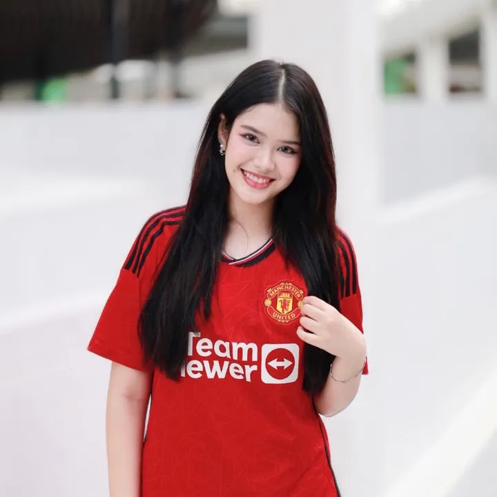 อุ้มอิ้มแมนยูไนเต็ด