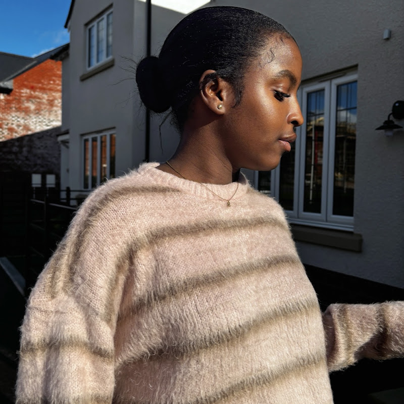 Esther Teni 