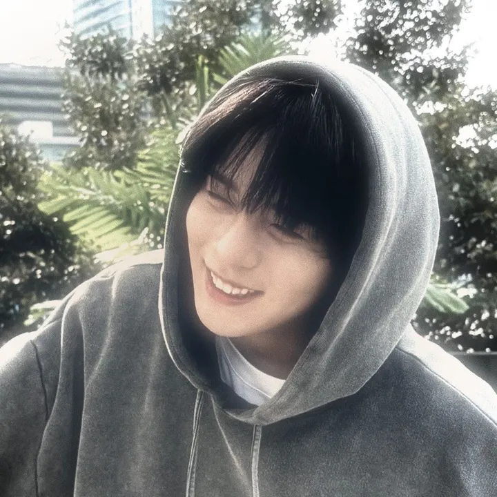 Victoria | Ateez⁸