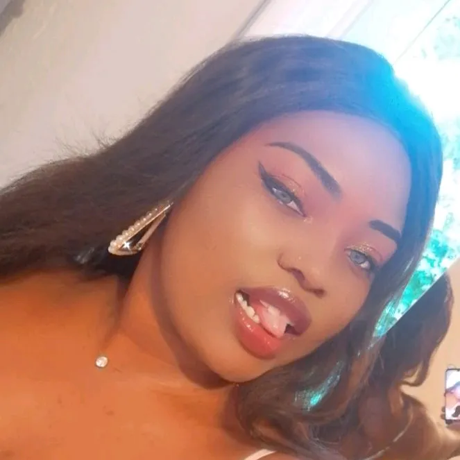 FEMME.TTE💞🫦🧚 TBR