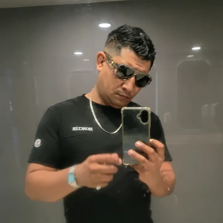 Halcon..Negro