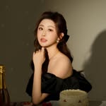 Vivian龍兒