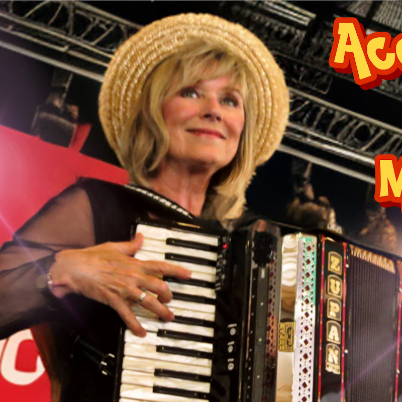 Yvonne Accordeoniste