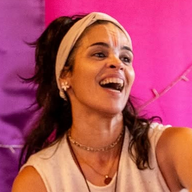 Tati Perrone (Kashtha Dasi)