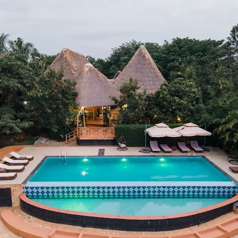 Elephant hab lodge