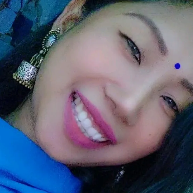 simran lama kali 🤭