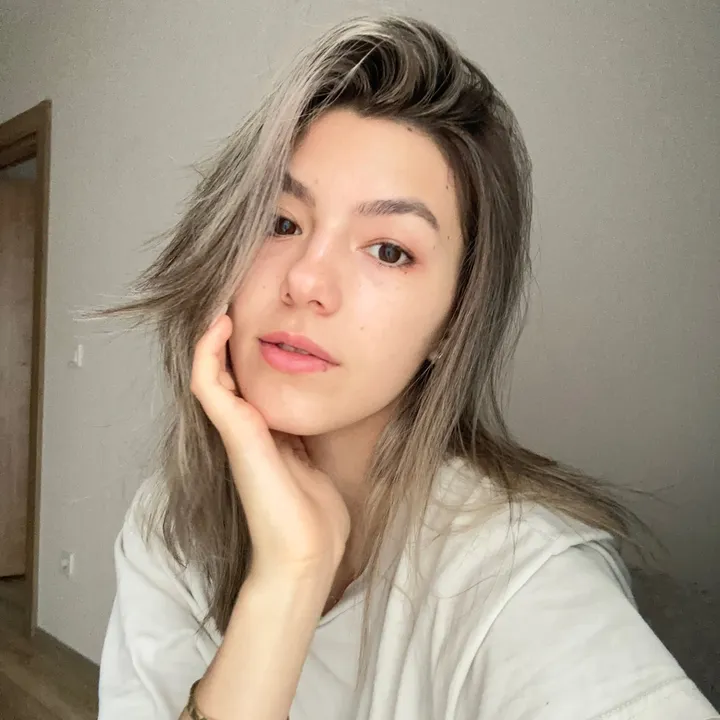 anya<3