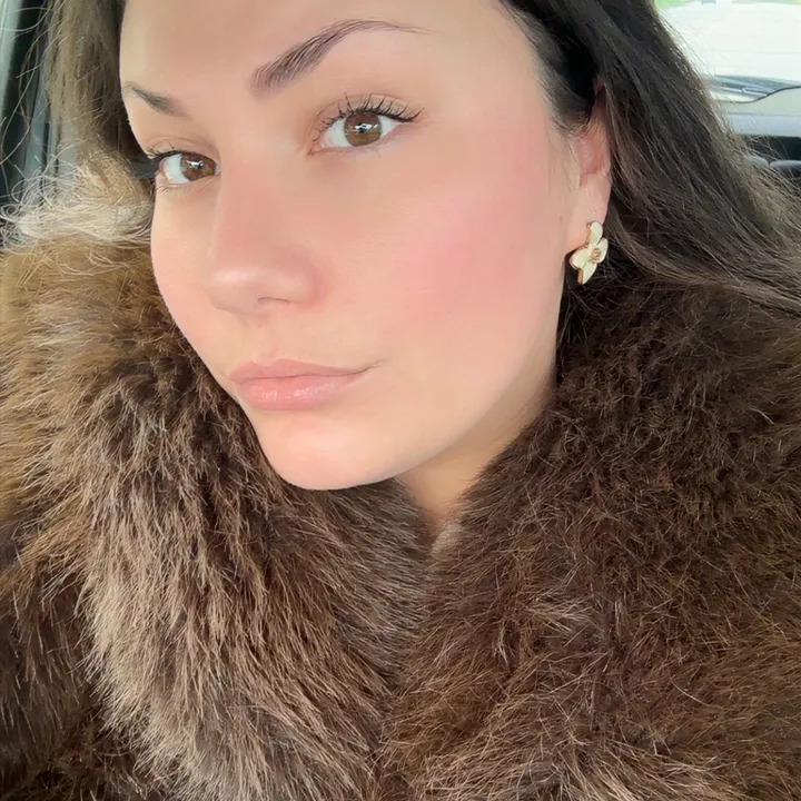 Theodora_vtr