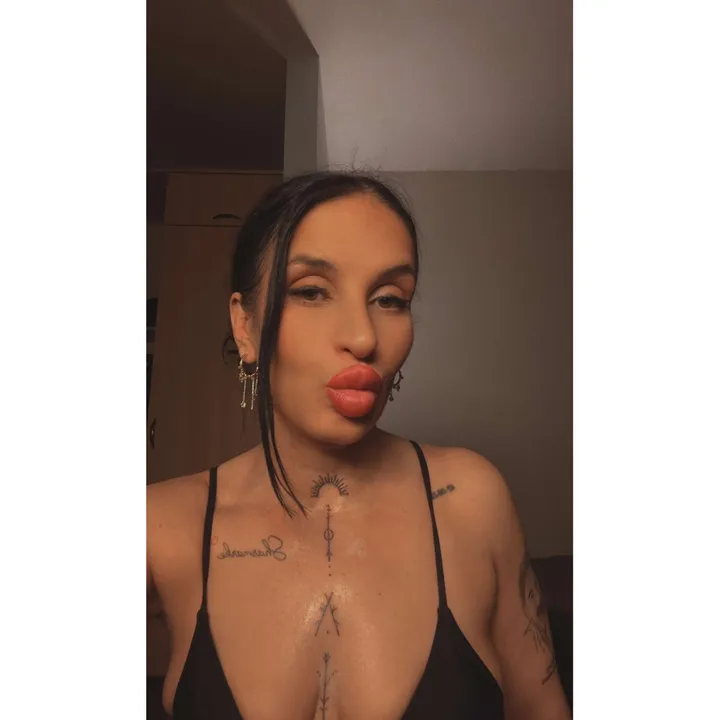 𝓛𝓲𝓵𝓵𝓪 𝓛𝓲𝓵𝓵𝓪 𝓓𝓾