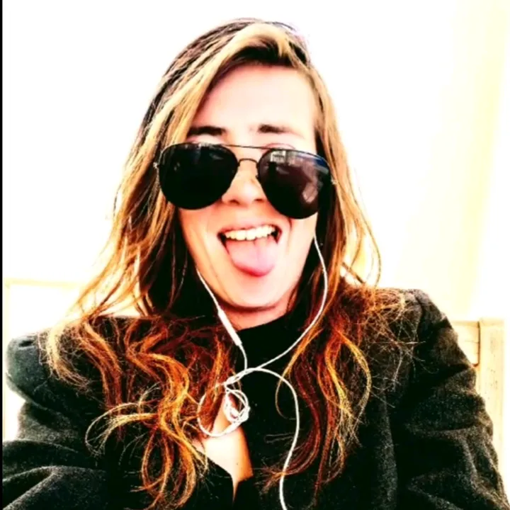 Laura Jade Elliott🤟
