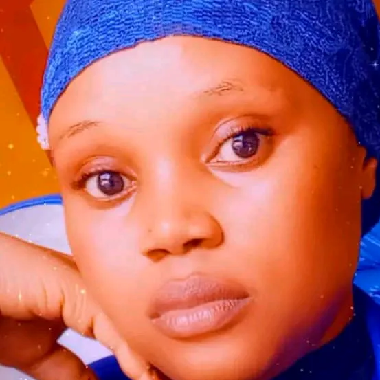 Zaitah🇨🇵🇨🇵 79