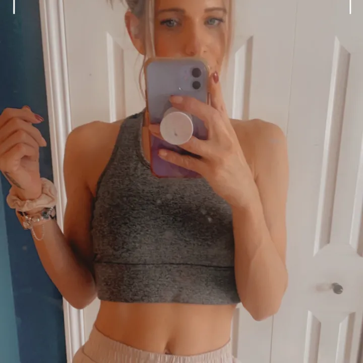 𝓉𝒽𝑒𝒷𝓇𝒶𝒹𝓁𝑒𝓎_𝑒𝒹𝒾𝓉