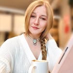 Alena Zakhvatkina • Event illustrator •Художник на мероприятие