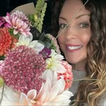 Styling flowers in the garden & the home - Emma
