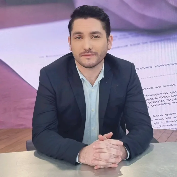 Adrián Moreno