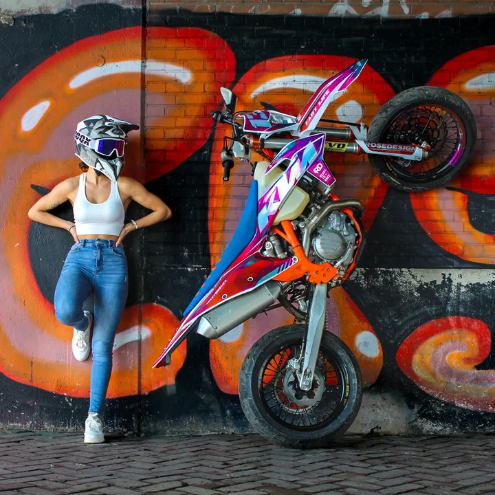 Samantha||Bikergirl💋||Dutchie