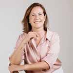 Cláudia Ganhão • Organização Pessoal Minimalista