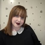 Janelle McGhee -DIY and Decor