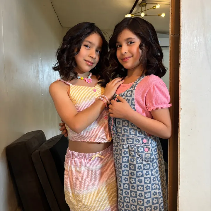 LAS HERMANITAS LLAMAS