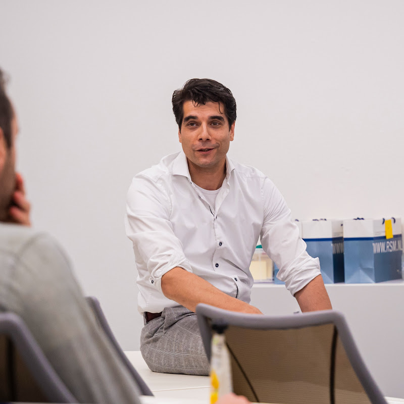 Kettlebell with your friend Toby
