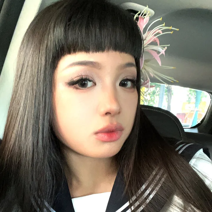 babyslow（AIロリータ)