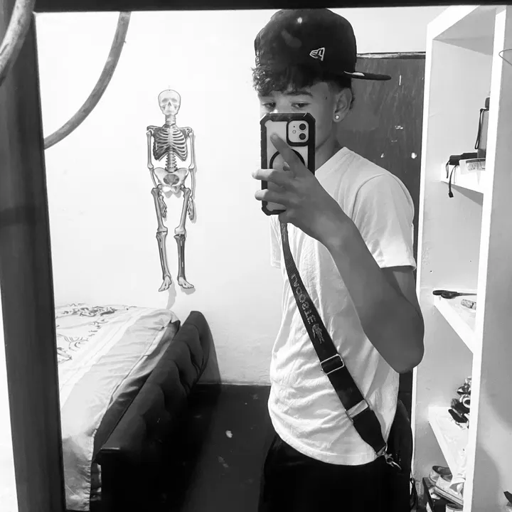 andyy🕺🏽