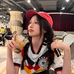 胡小凡🎧ིྀ