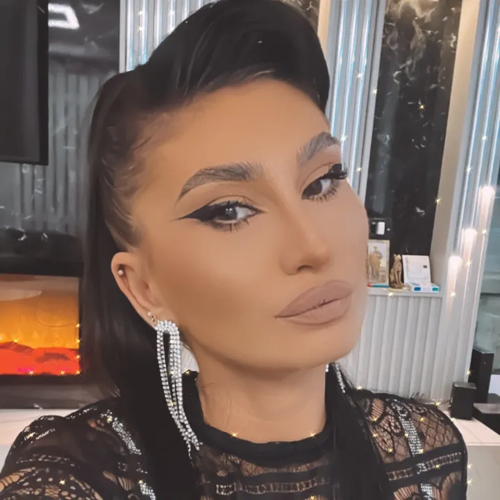 Gabriela Nicoleta MUA