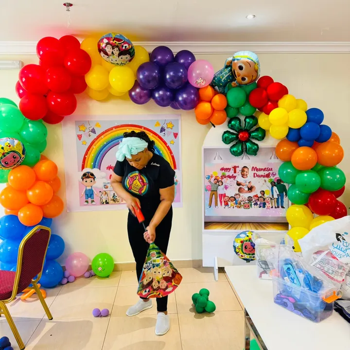 DIY BALLOON & GIFTS DECOR🎈🎁