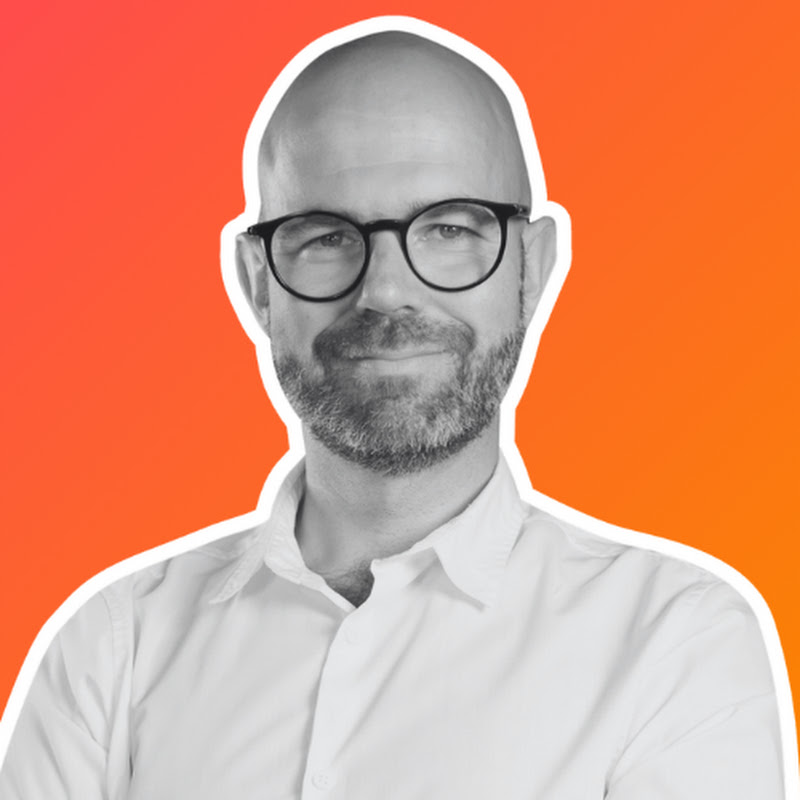 Piotr Cieluchowski - wdrażaj AI w biznesie