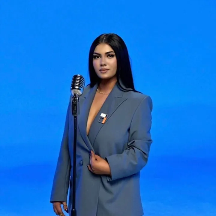 🎶