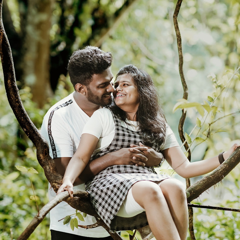 KL Canada Couple
