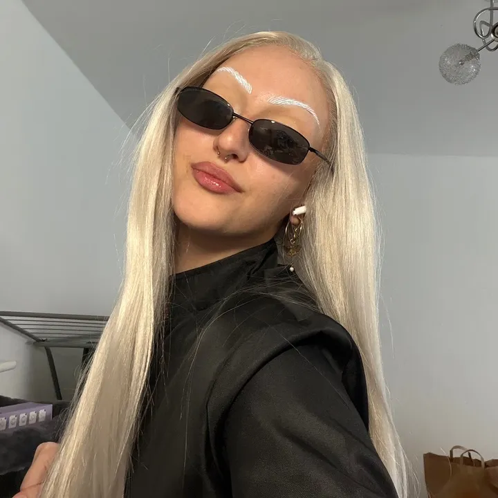 Julie🦇